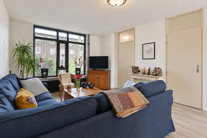 Tussenwoning te koop: Kraaienveld 49, Zoetermeer