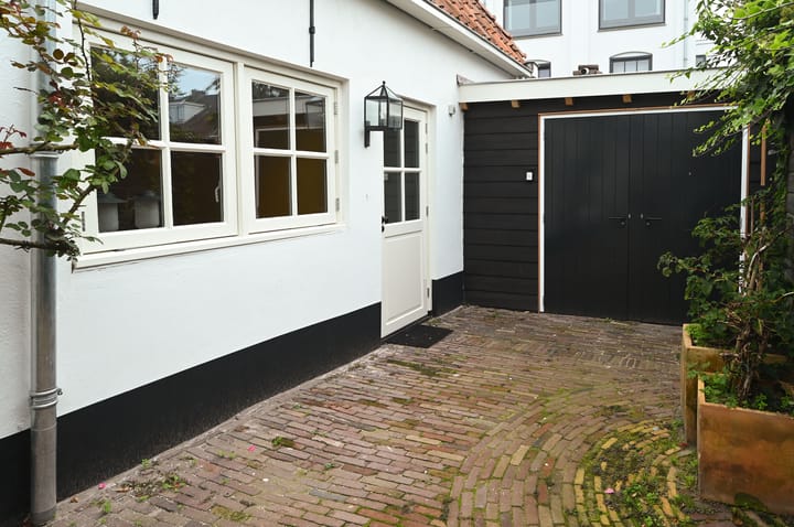 Woning te koop: St. Vitusstraat 27, Naarden