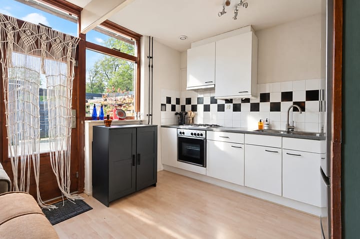 Tussenwoning te koop: Kraaienveld 49, Zoetermeer