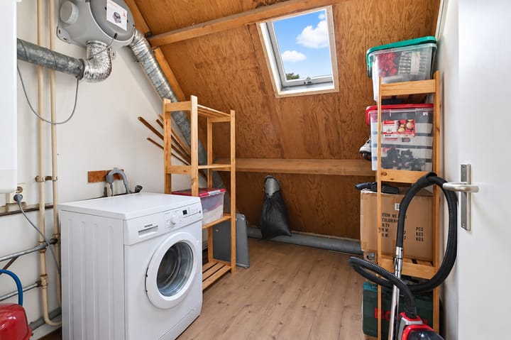 Tussenwoning te koop: Kraaienveld 49, Zoetermeer