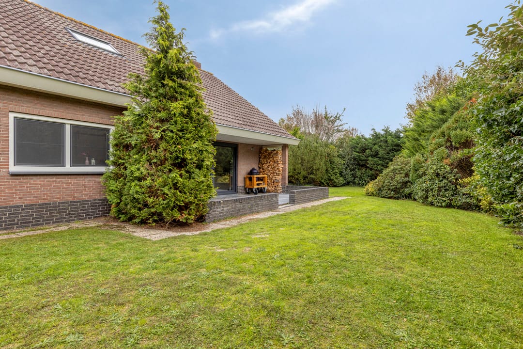 Foto 43 van Zeedahliaweg 1
