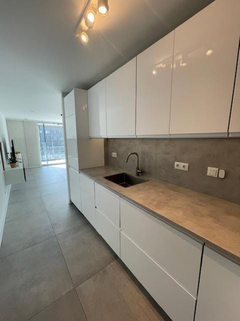 Photo 7 of Laan op Zuid 812