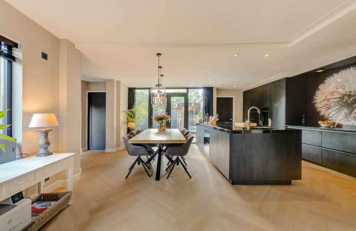 Hoekwoning te koop: Frans Langeveldlaan 16, Laren (Nh)