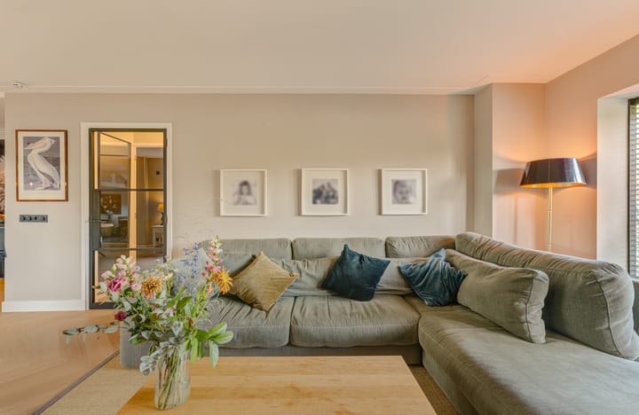 Hoekwoning te koop: Frans Langeveldlaan 16, Laren (Nh)