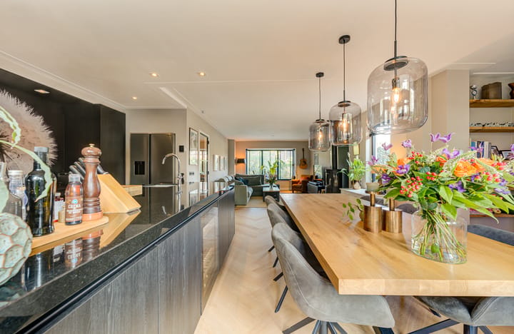Hoekwoning te koop: Frans Langeveldlaan 16, Laren (Nh)