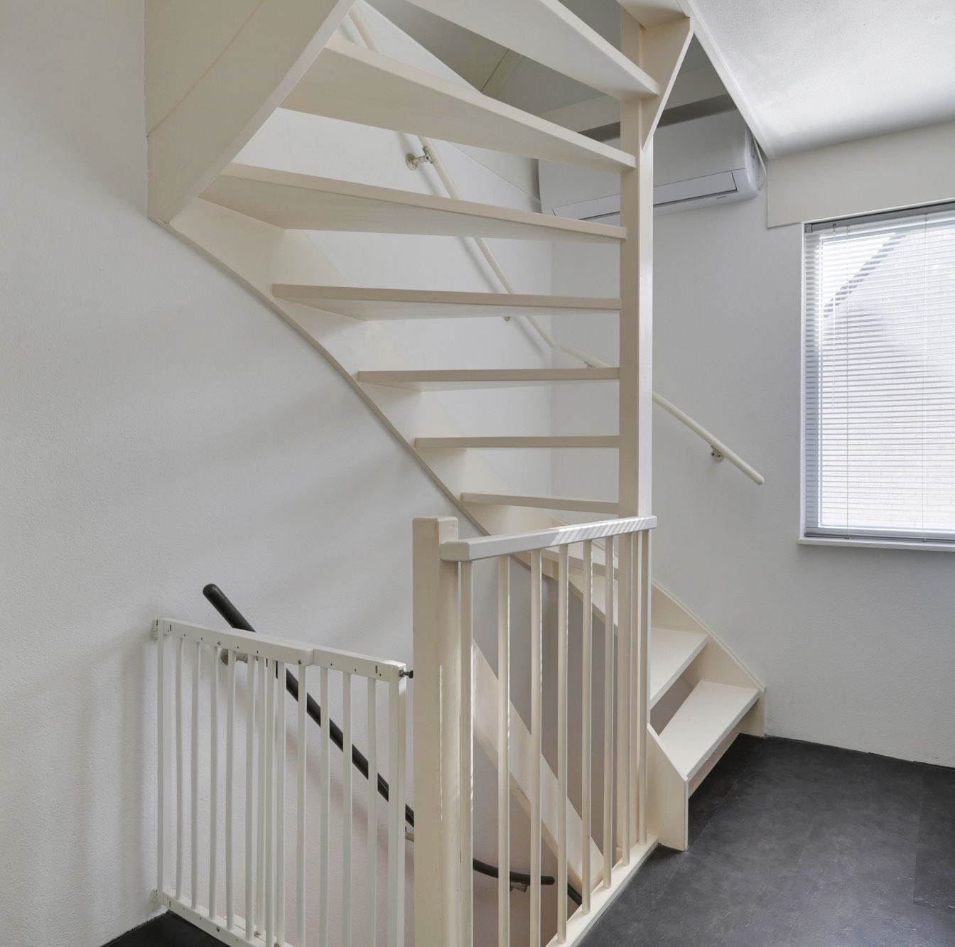 Foto 42 van Voornestraat 24