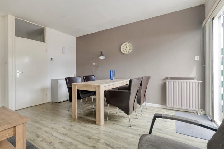 Tussenwoning te koop: Kanariesprenk 117, Vlissingen