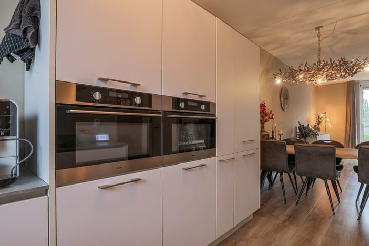 Tussenwoning te koop: Straat van Gibraltar 136, Amersfoort