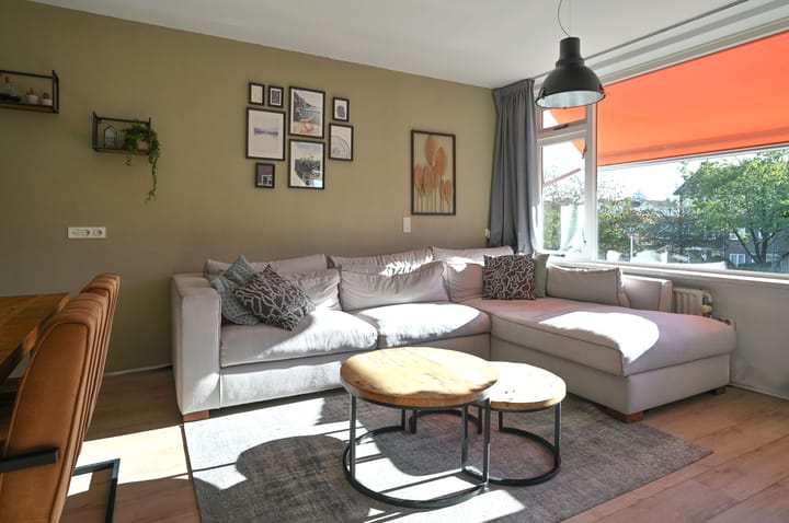 Appartement te koop: Admiraal de Ruyterlaan 26, Hilversum