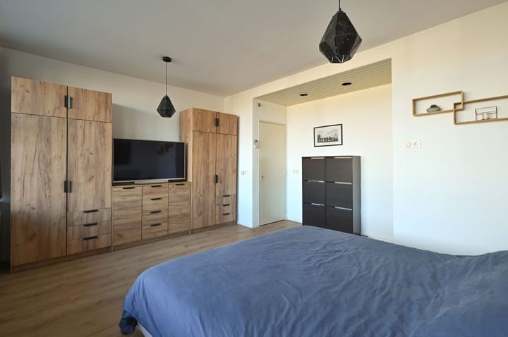 Appartement te koop: Admiraal de Ruyterlaan 26, Hilversum
