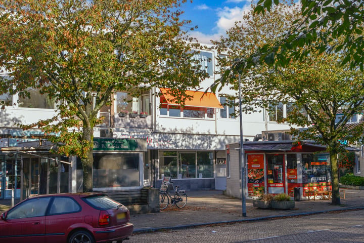Appartement te koop: Admiraal de Ruyterlaan 26, Hilversum