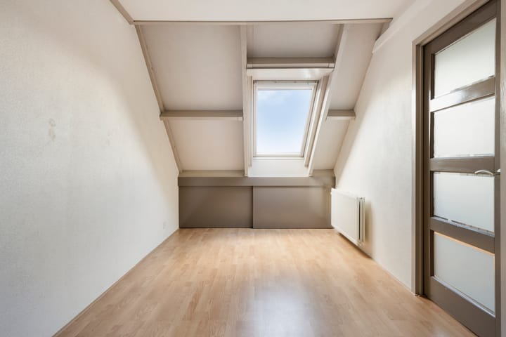 Tussenwoning te koop: Frits Bongenaarstraat 17, Schagen