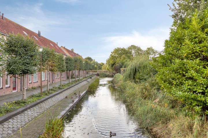 Tussenwoning te koop: Frits Bongenaarstraat 17, Schagen