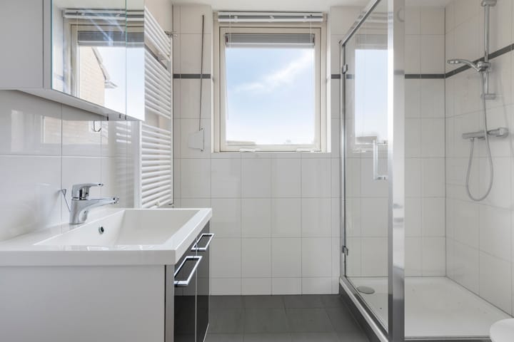Tussenwoning te koop: Frits Bongenaarstraat 17, Schagen