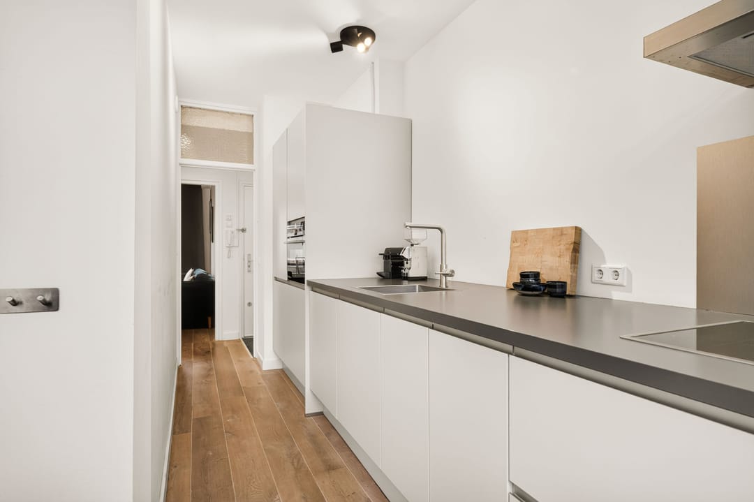 Photo 23 of Dirk Bonsstraat 6-1