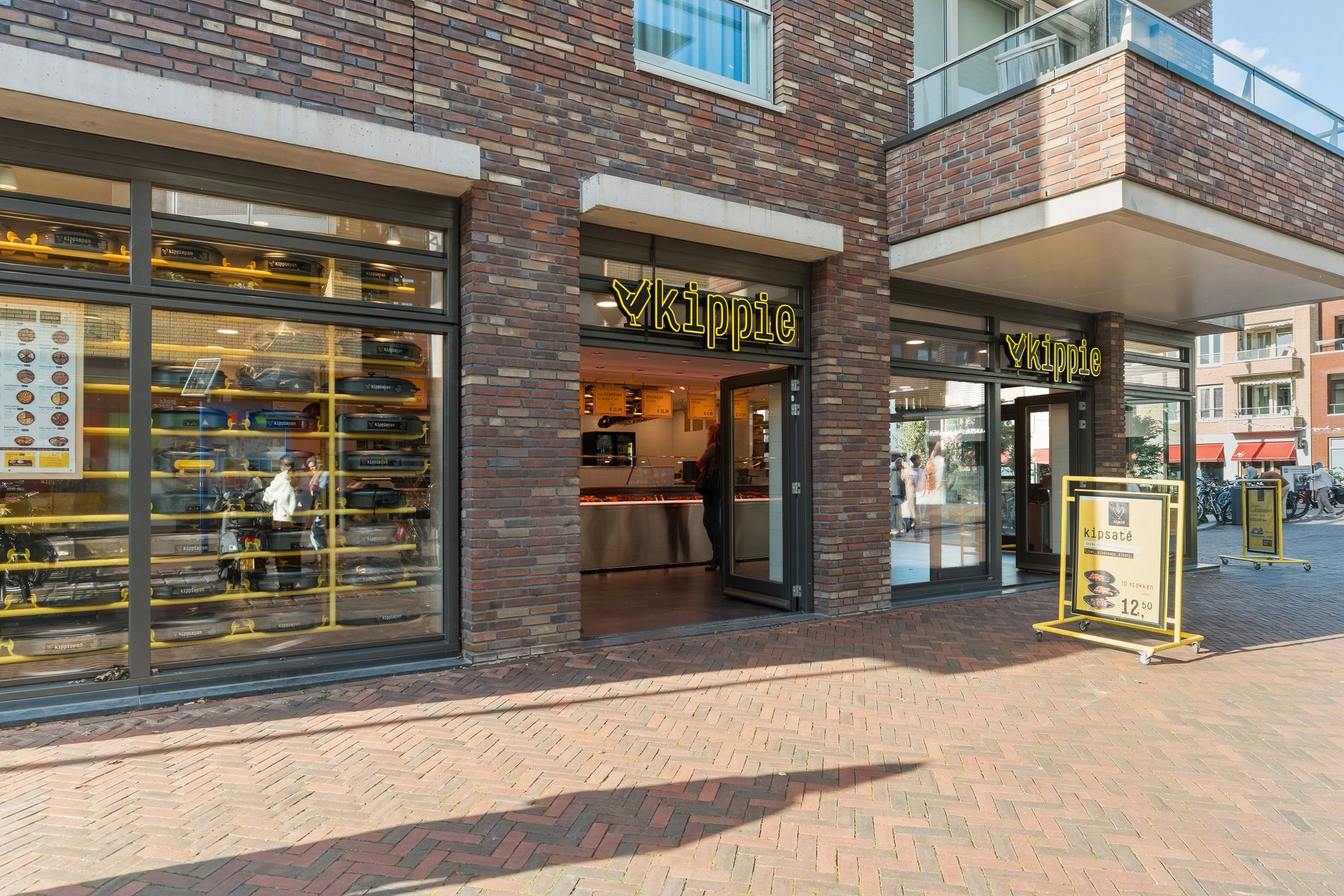 Photo 42 of Muiderstraat 93