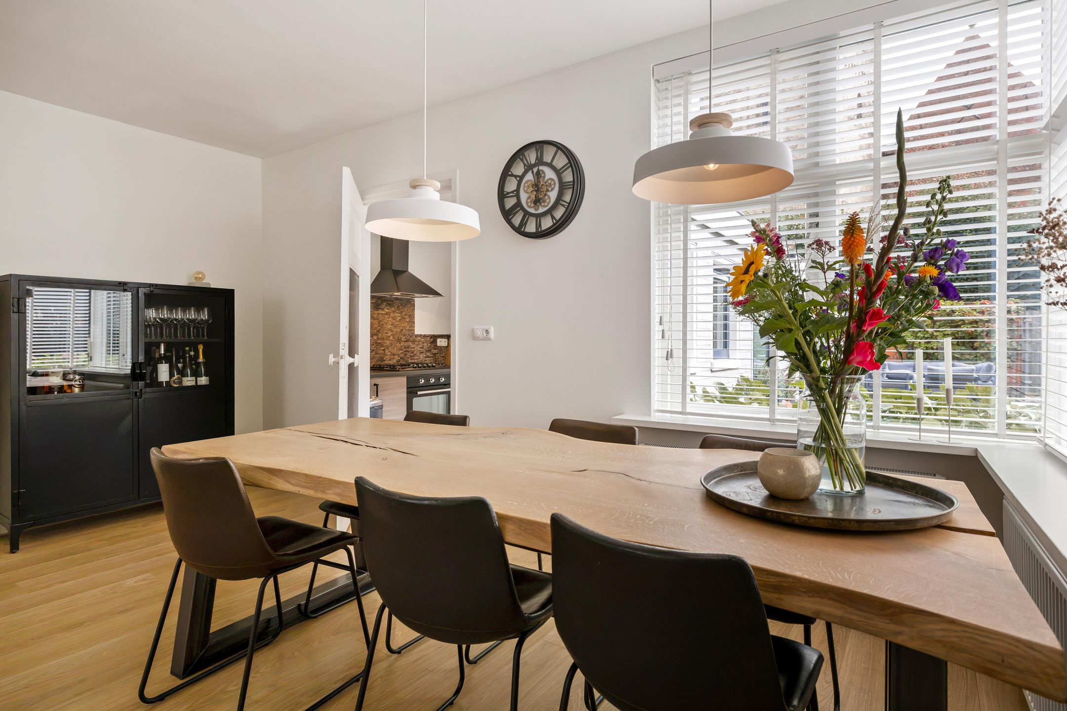 Photo 3 of 2e Dwarsstraat 4