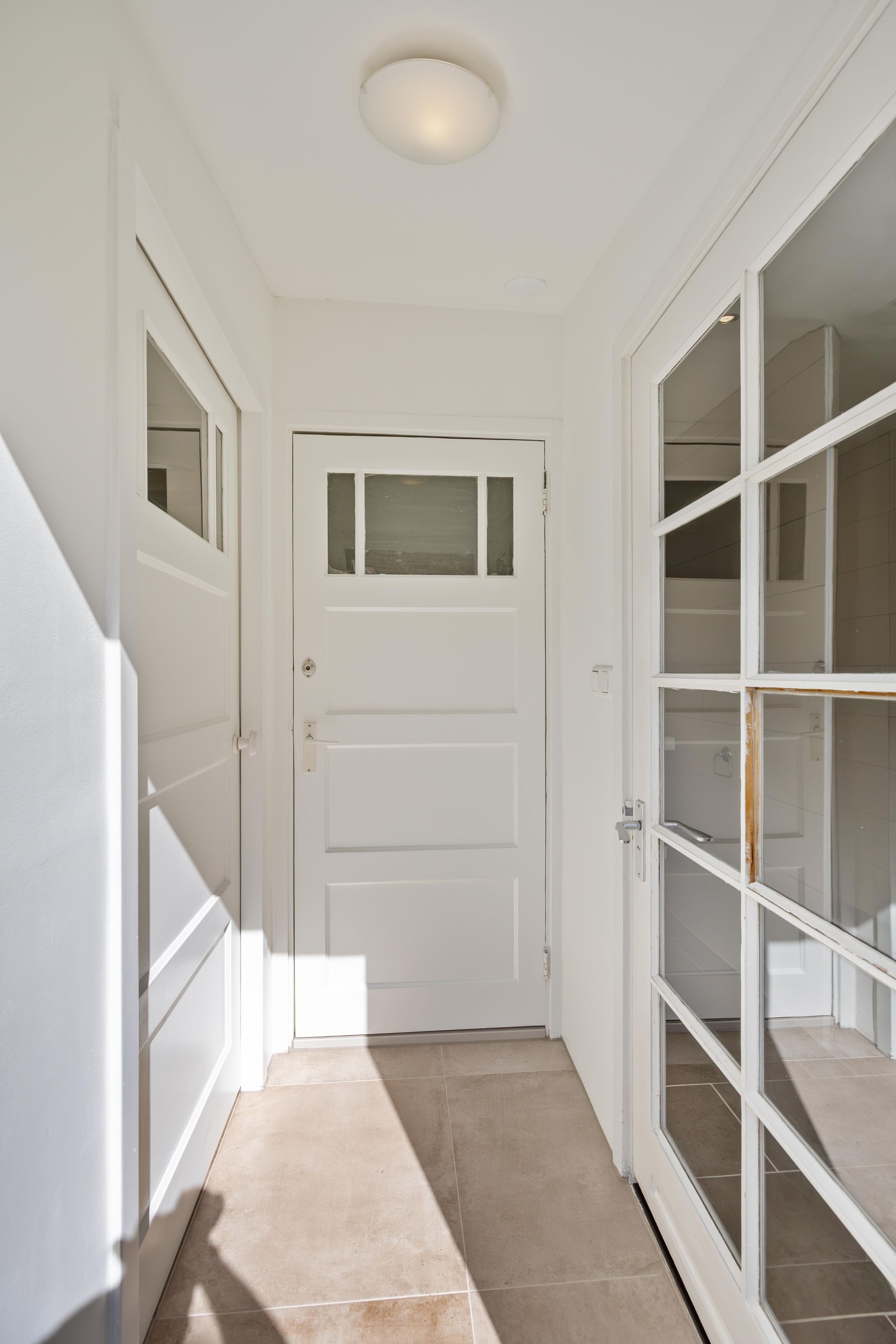 Photo 39 of 2e Dwarsstraat 4