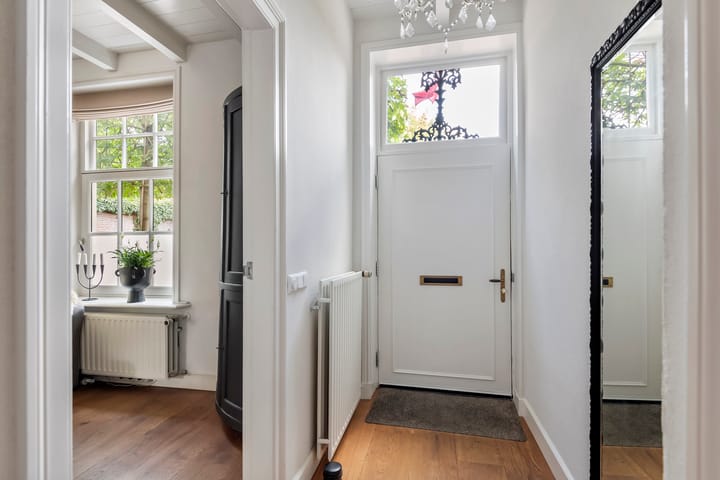 Tussenwoning te koop: Gasthuisstraat 8, Buren (Ge)