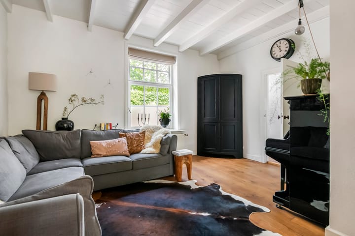 Tussenwoning te koop: Gasthuisstraat 8, Buren (Ge)