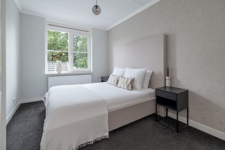 Tussenwoning te koop: De Leuremaat 4, Wekerom