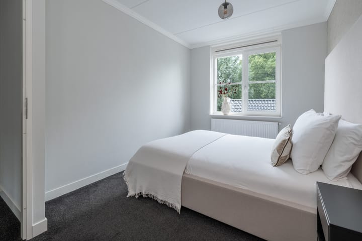 Tussenwoning te koop: De Leuremaat 4, Wekerom