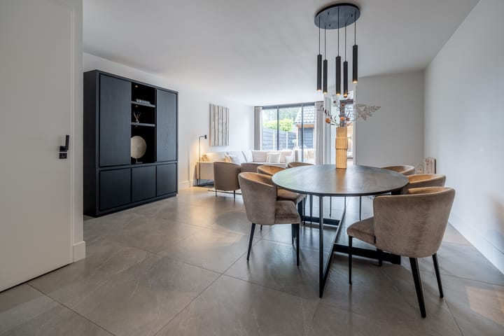 Tussenwoning te koop: De Leuremaat 4, Wekerom