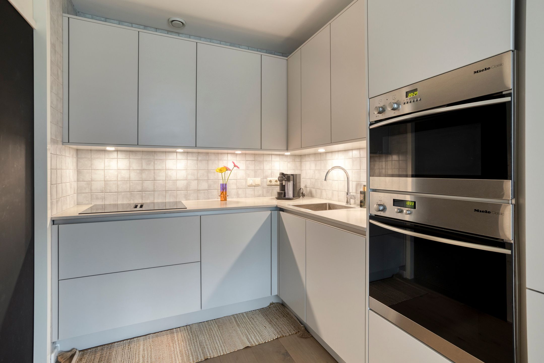 Photo 9 of Meerhuizenstraat 11-F