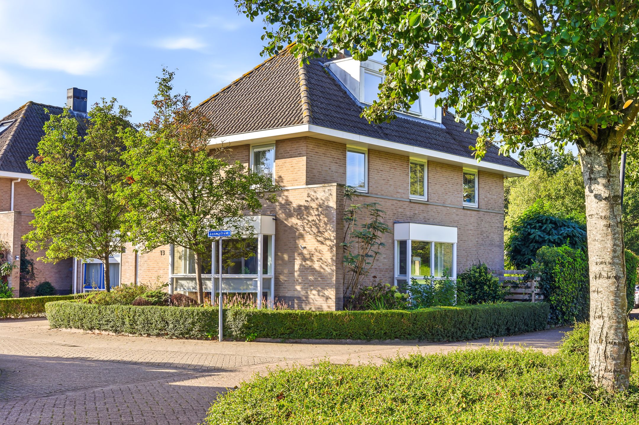 Luzacstraat 13 