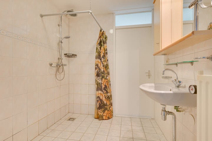Tussenwoning te koop: Kaystraat 4, Heerhugowaard