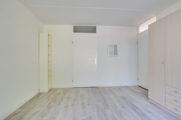 Tussenwoning te koop: Kaystraat 4, Heerhugowaard