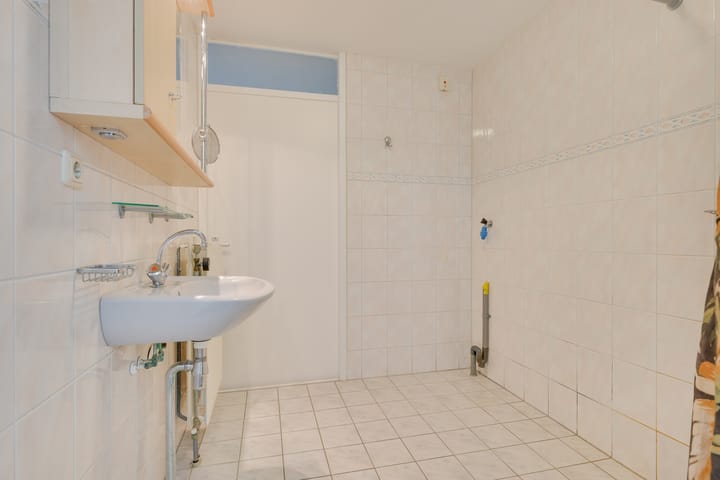 Tussenwoning te koop: Kaystraat 4, Heerhugowaard