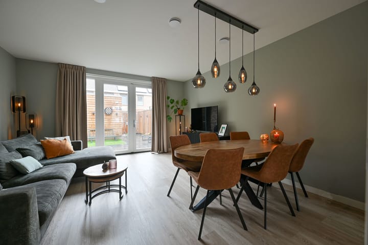 Tussenwoning te koop: Hiltlaan 68, Eemnes