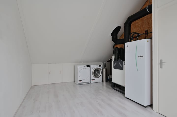 Tussenwoning te koop: Hiltlaan 68, Eemnes