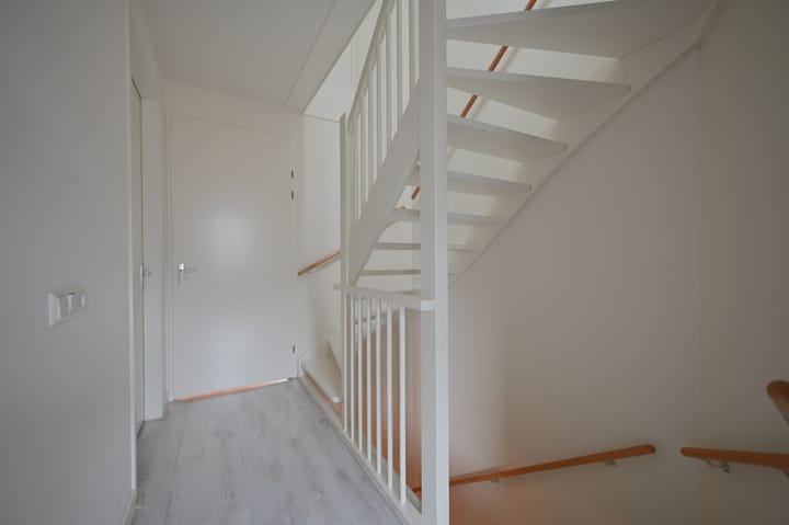 Tussenwoning te koop: Hiltlaan 68, Eemnes