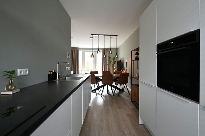 Tussenwoning te koop: Hiltlaan 68, Eemnes