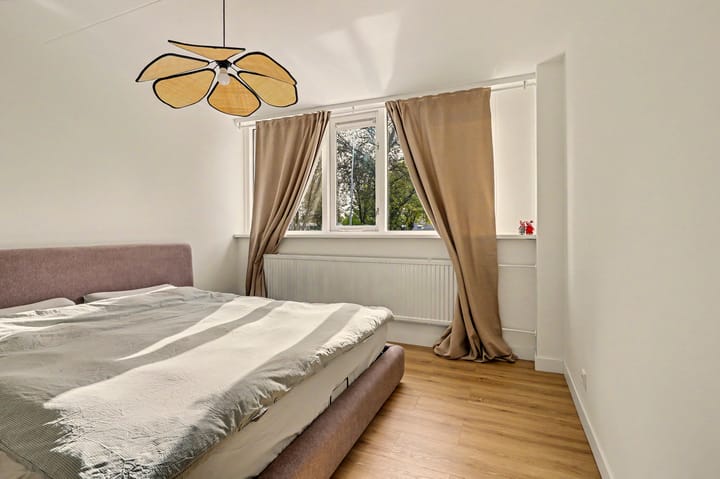 Tussenwoning te koop: Marslaan 10, Helmond