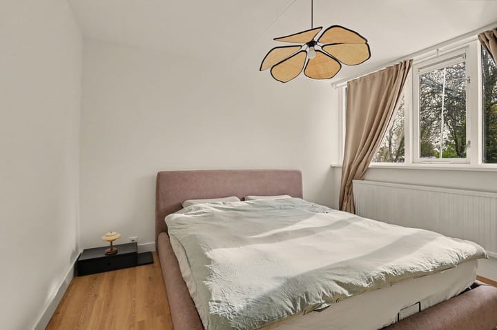 Tussenwoning te koop: Marslaan 10, Helmond