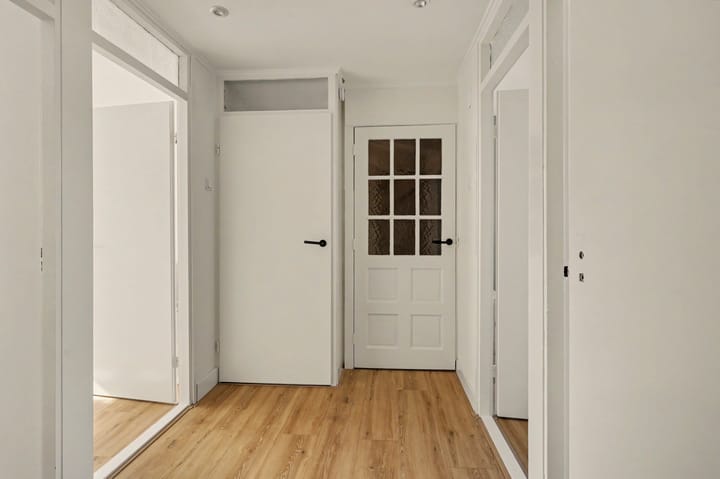 Tussenwoning te koop: Marslaan 10, Helmond