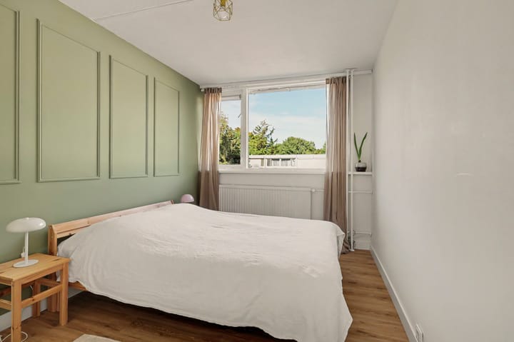 Tussenwoning te koop: Marslaan 10, Helmond