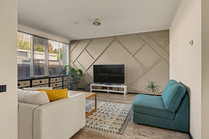 Tussenwoning te koop: Marslaan 10, Helmond