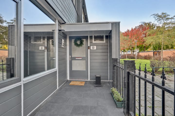 Tussenwoning te koop: Marslaan 10, Helmond