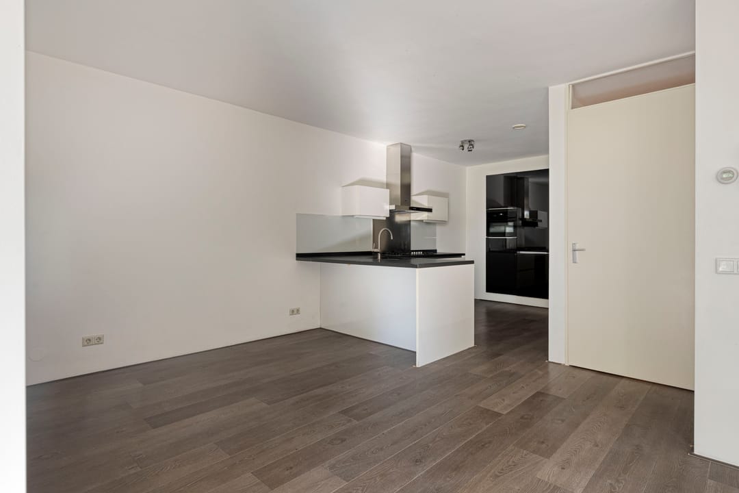 Photo 11 of Johan Hofmanstraat 288