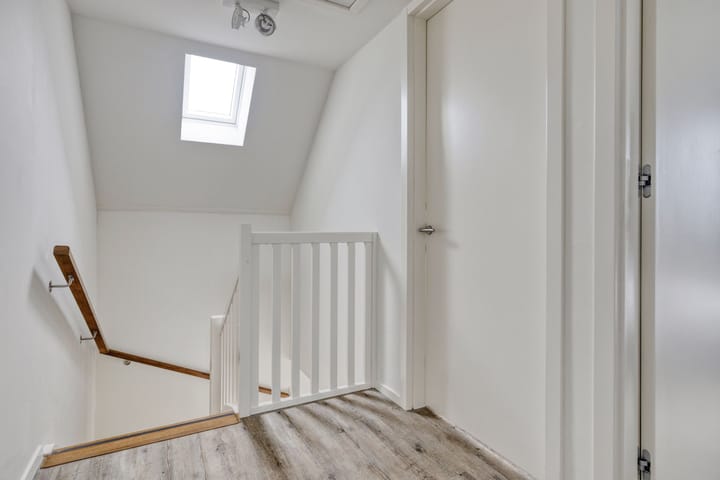 Vrijstaande woning te koop: Veerweg 50-008, Wolphaartsdijk