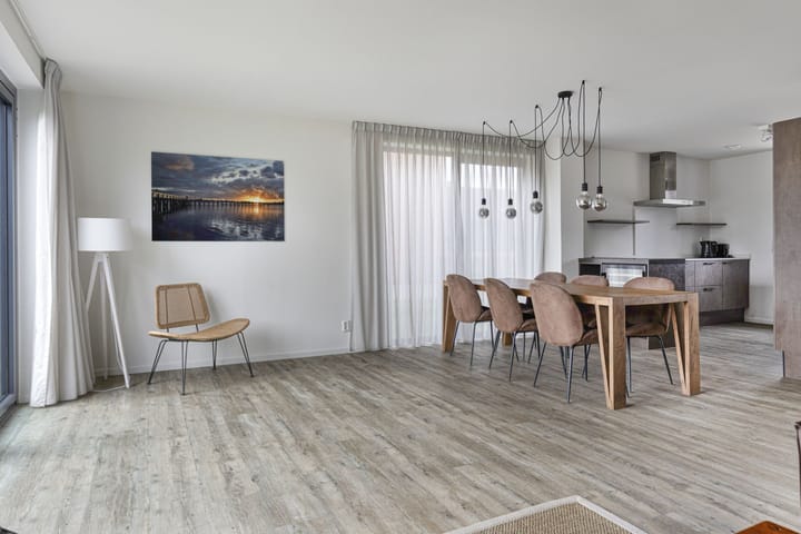 Vrijstaande woning te koop: Veerweg 50-008, Wolphaartsdijk