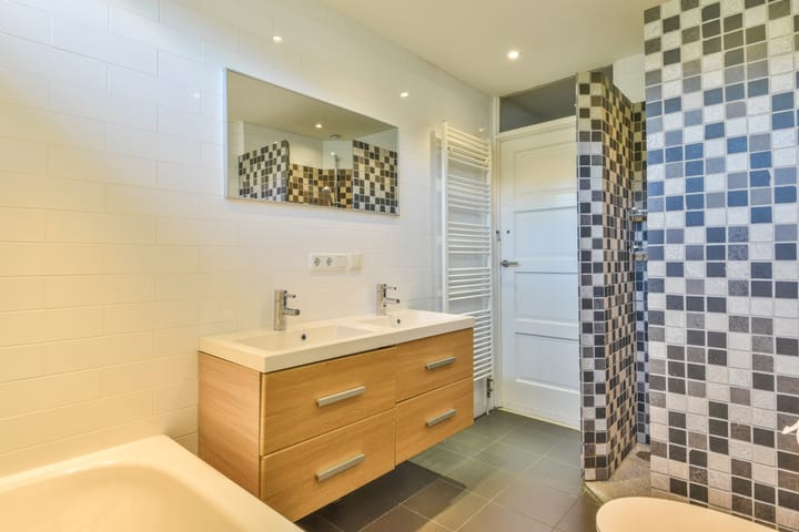 Hoekwoning te koop: Gooiergracht 199, Laren (Nh)