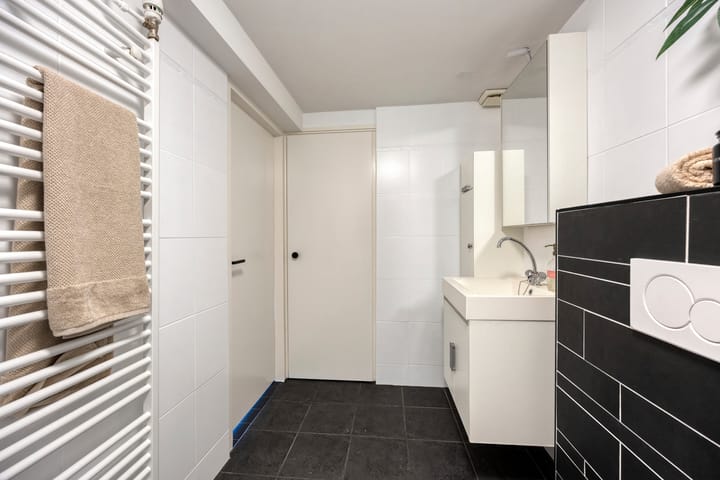 Hoekwoning te koop: Venenlaan 124, Hoorn