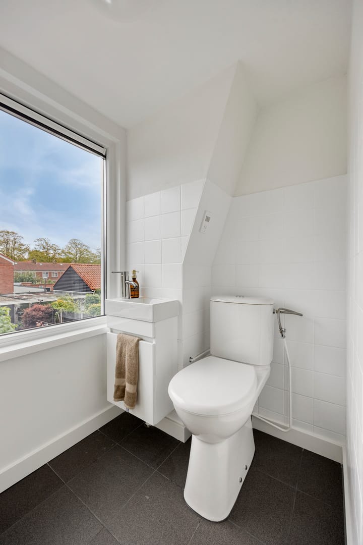 Hoekwoning te koop: Venenlaan 124, Hoorn
