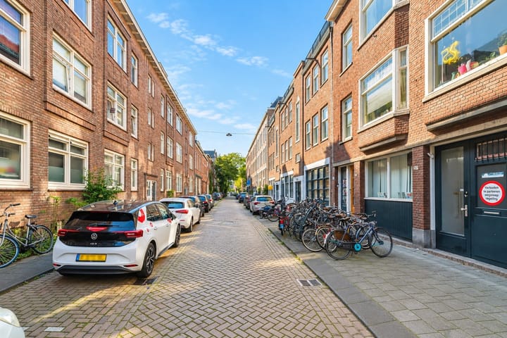 Photo 4 of Waterloostraat 50-C