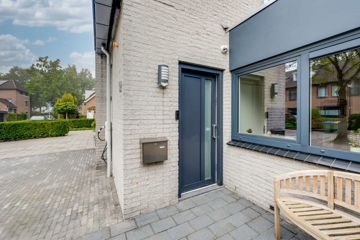 Tussenwoning te koop: Binnenweg 19, Breda